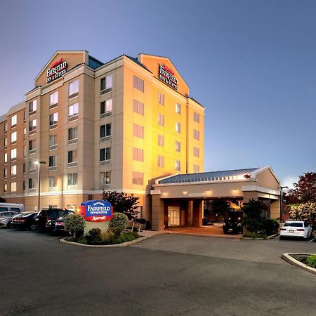 Fairfield Inn & Suites Woodbridge Avenel Ngoại thất bức ảnh