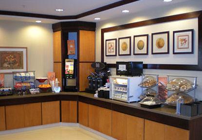 Fairfield Inn & Suites Woodbridge Avenel Nhà hàng bức ảnh