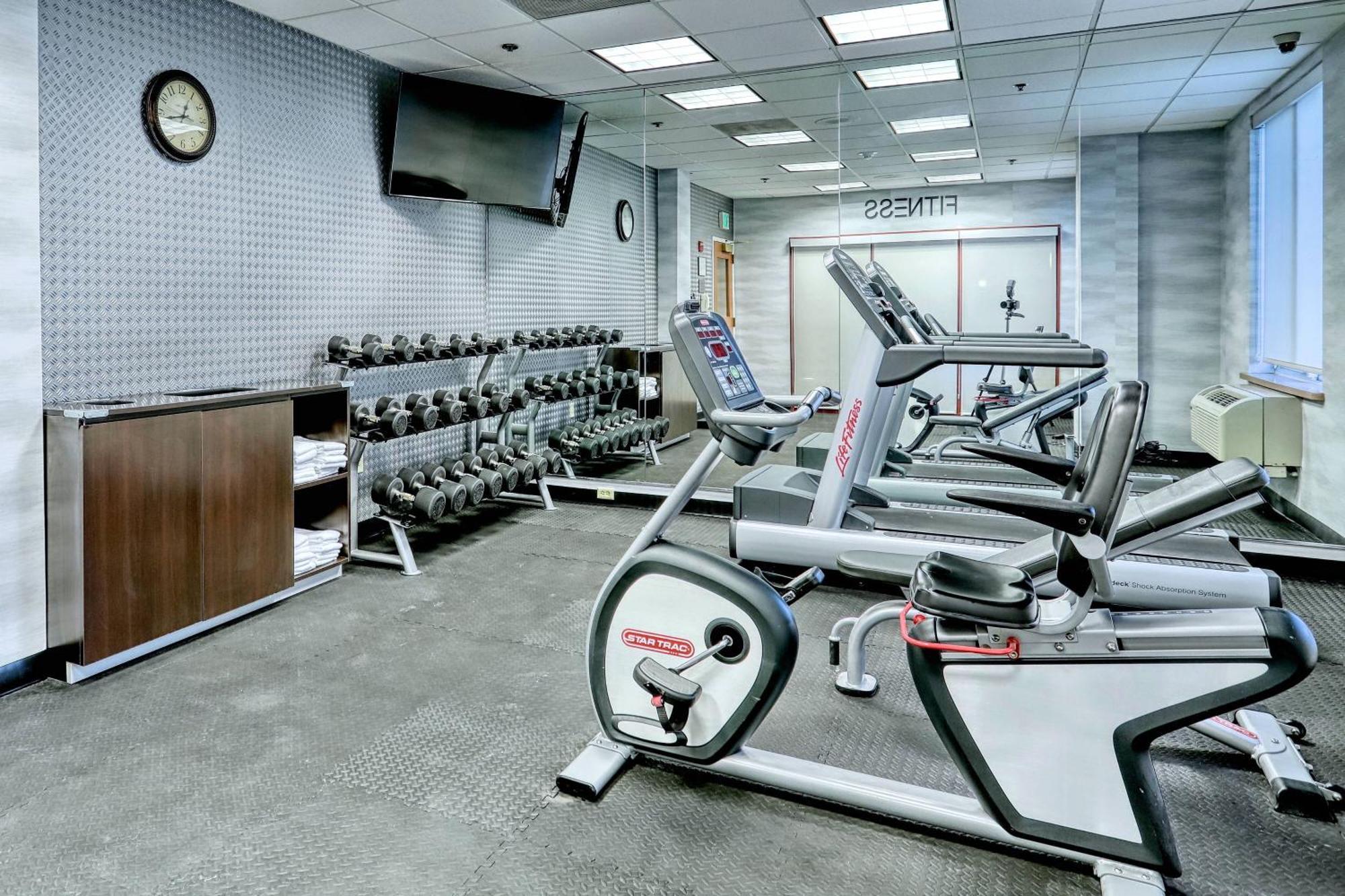 Fairfield Inn & Suites Woodbridge Avenel Ngoại thất bức ảnh