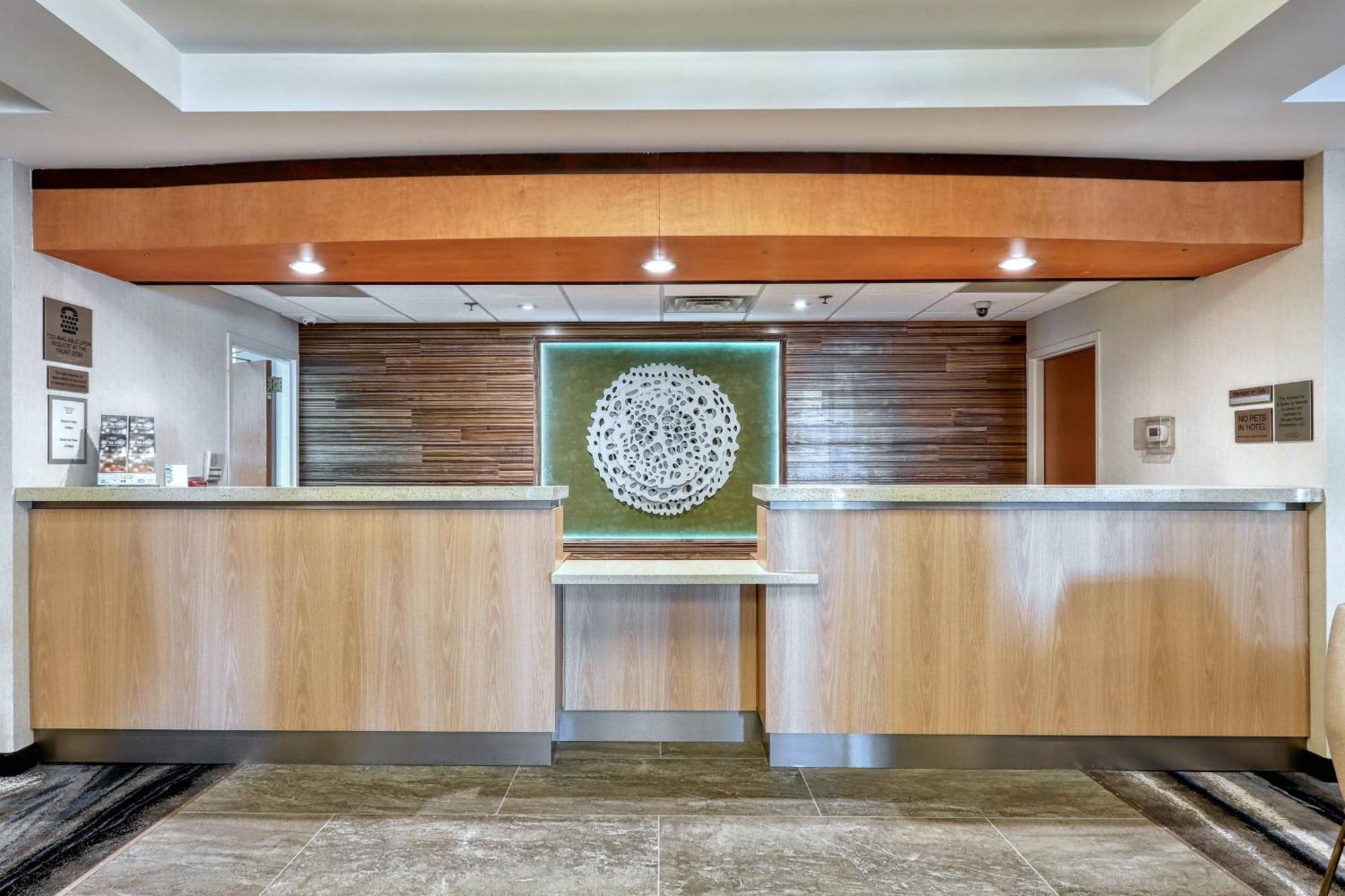 Fairfield Inn & Suites Woodbridge Avenel Ngoại thất bức ảnh