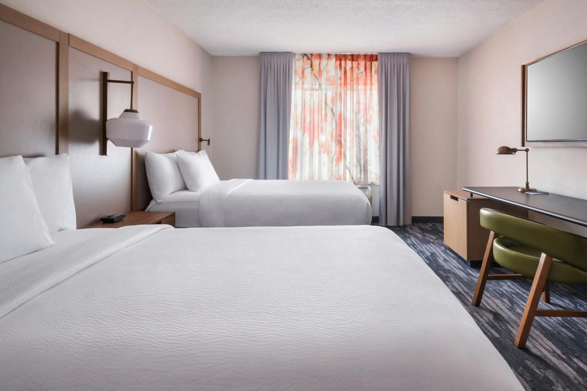 Fairfield Inn & Suites Woodbridge Avenel Ngoại thất bức ảnh